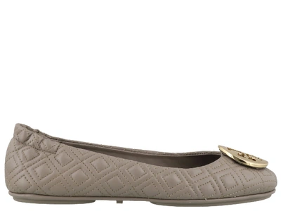 Shop Tory Burch Quilted Minnie Ballet In Grey