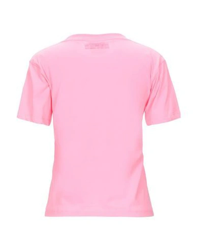 Shop Vetements T-shirt In Fuchsia