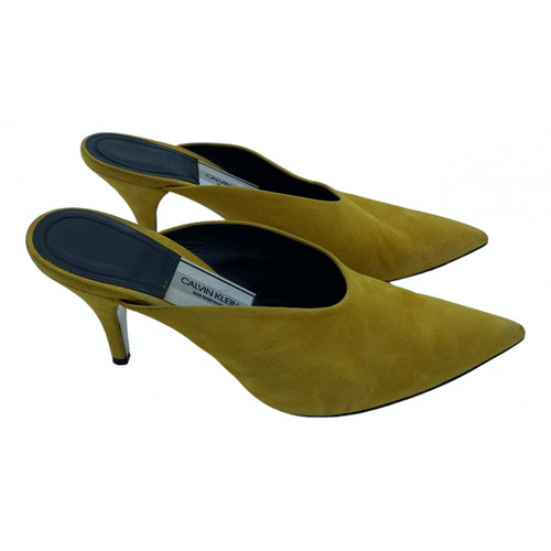 Vulgariteit abces Vorige Pre-owned Calvin Klein 205w39nyc Mules & Clogs In Yellow | ModeSens