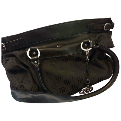 Pre-owned Tommy Hilfiger Cloth Handbag In Black