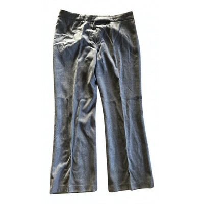 Pre-owned Valentino Wool Large Trousers In Grey