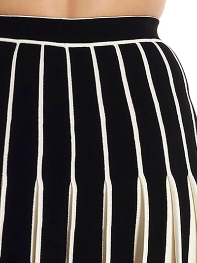 Off-white Contrasting Pleated Skirt In Black