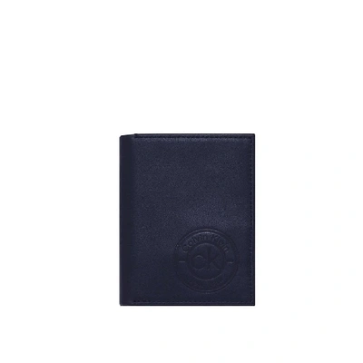 opschorten Kan worden genegeerd heilig Calvin Klein Navy Blue Vertical Wallet | ModeSens