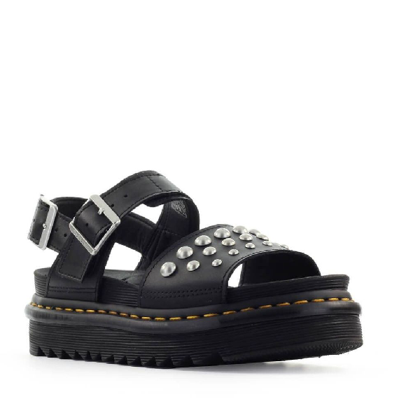 voss stud dr martens