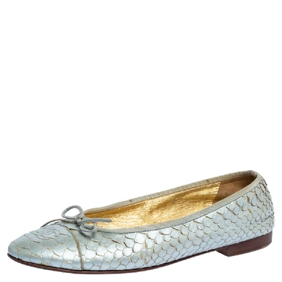 Pre-owned Chanel Silver Python Leather Cc Bow Ballet Flats Size 38.5