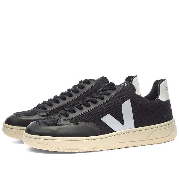 veja campo leather trainers