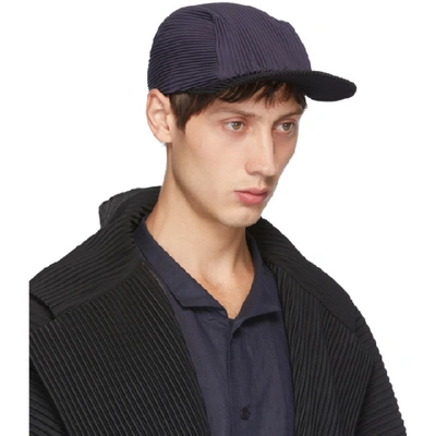 Shop Issey Miyake Homme Plisse  Navy And Black Pleated Cap In 13 Charcoal