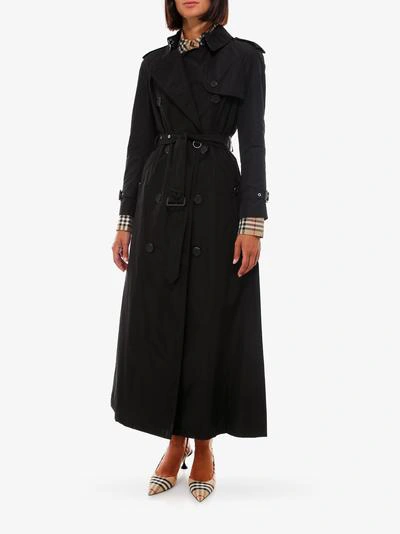Shop Burberry Trench In Black