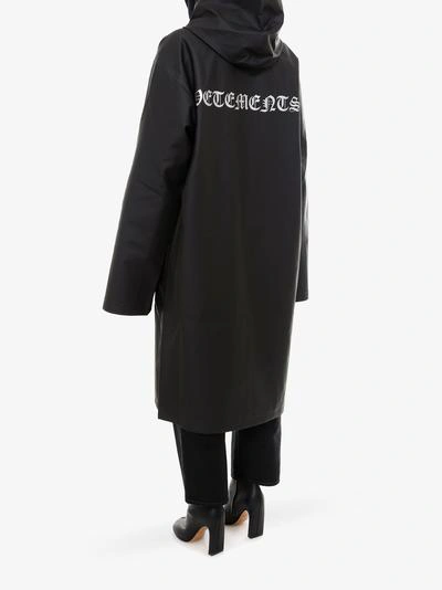 Shop Vetements Raincoat In Black