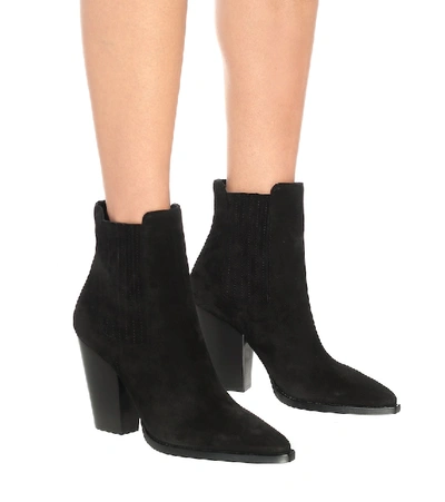 Saint Laurent Theo 100 Black Suede Chelsea Boots In Black