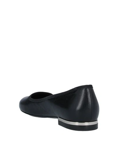 Shop Balenciaga Ballet Flats In Black