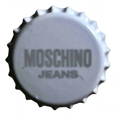 Pre-owned Moschino Pin & Brooche In White