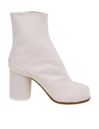 Shop Maison Margiela Tabi Boots In Soft White Nappa In Cream