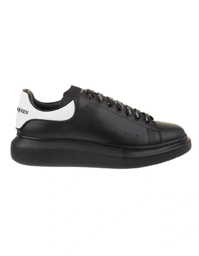 Alexander Mcqueen Exaggerated-sole Rubber-trimmed Leather Sneakers In Black/white/black