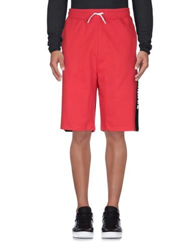 Armani Exchange Bermudas In Red