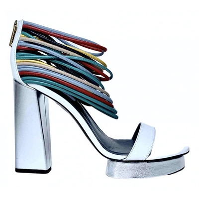 Pre-owned Vionnet Leather Sandal In Multicolour