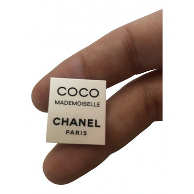 Pre-owned Chanel Beige Pins & Brooches