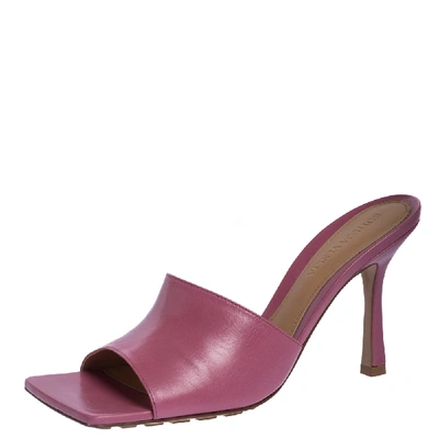 Pre-owned Bottega Veneta Pink Leather Stretch Square Toe Slide Sandals Size 37.5
