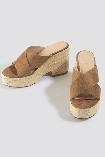 Shop Na-kd Raffia Block Heel Sandals - Brown