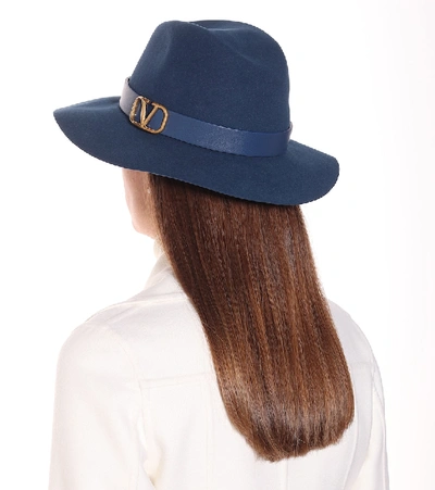 Shop Valentino Vlogo Felt Hat In Blue