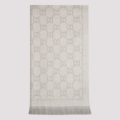 Shop Gucci Light Gray Gg Jacquard Pattern Knitted Scarf In Black
