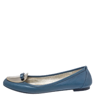 Pre-owned Dolce & Gabbana Dolce And Gabbana Blue Leather Gold Plaque Bow Detail Ballet Flats Size 39