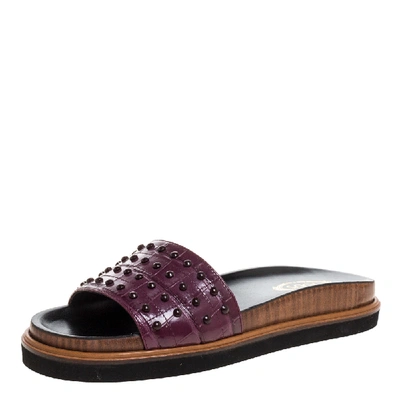 Pre-owned Tod's Burgundy Croc Embossed Leather Studded Flat Slides Size 36