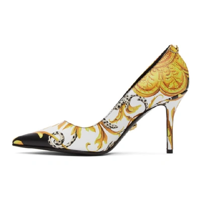 Shop Versace White And Black Barocco Heels In Dbn9o Wh/bk