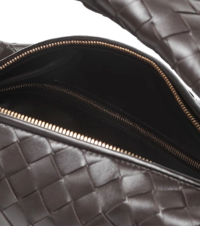 Bottega Veneta Jodie Intrecciato Leather Tote Bag In Fondente-gold