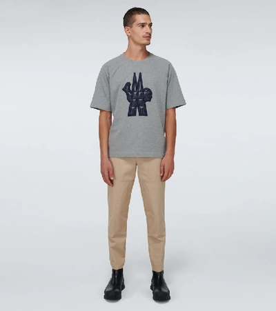 Shop Moncler Maglia Logo T-shirt In Grey