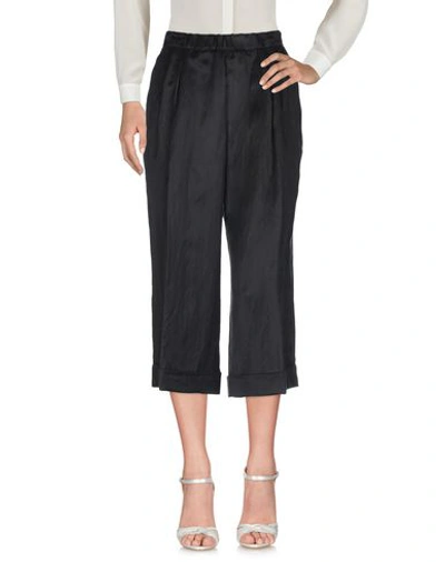 Shop Via Masini 80 3/4-length Shorts In Black