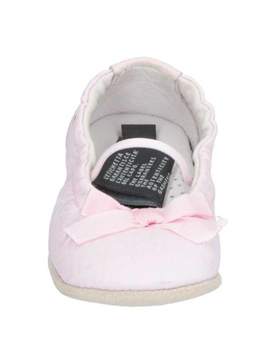 Shop Fendi Newborn Shoes In Pink