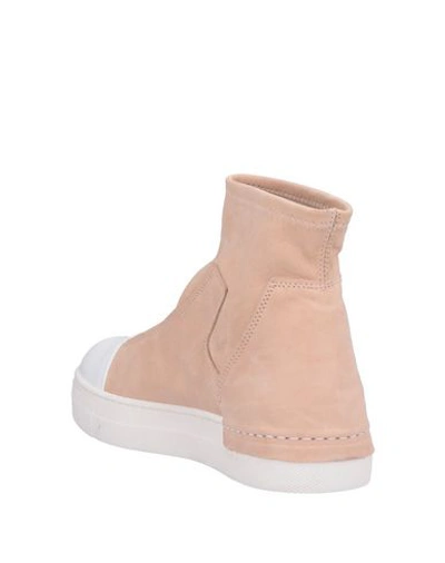 Shop Cinzia Araia Sneakers In Beige