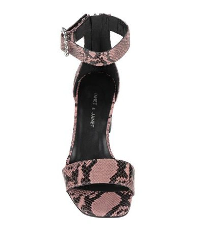 Janet & Janet Sandals In Pastel Pink