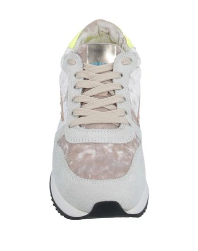 Mizuno Sneakers In Light Grey