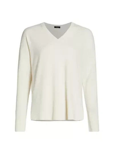 Shop Theory Karenia V-neck Cashmere Sweater In Ivory