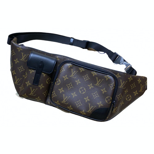 stramt Moralsk uddannelse Redaktør Pre-owned Louis Vuitton Bum Bag / Sac Ceinture Cloth Bag In Brown | ModeSens