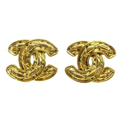 Pre-owned Chanel Cc Gold Metal Pins & Brooches
