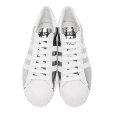 ADIDAS ORIGINALS 银色 AND 白色 PRADA 联名 SUPERSTAR 运动鞋