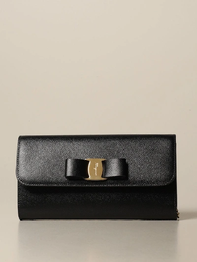 Shop Ferragamo Vara Shoulder Bag In Score Leather In Black