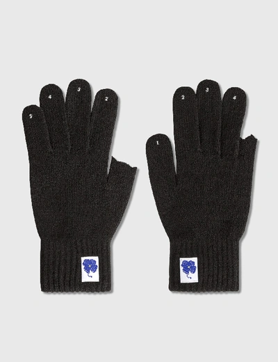 Shop Ader Error Cinder Gloves In Black