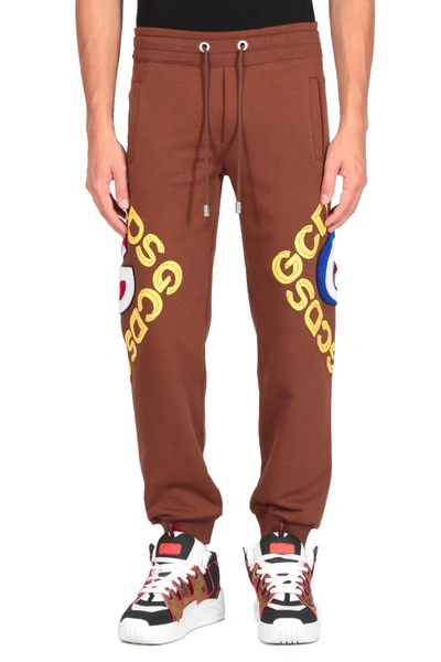 Shop Gcds 3d Logo Sweatpants In Marrone