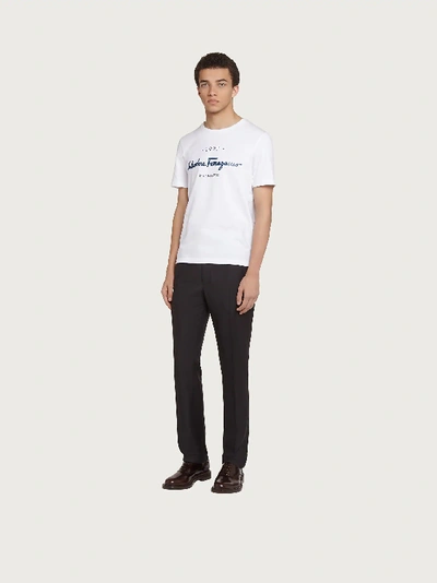 Shop Ferragamo Salvatore  Herren T-shirt Mit -namenszug 1927 In White