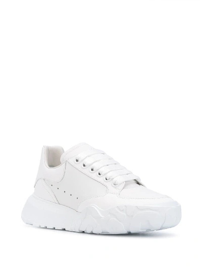 Shop Alexander Mcqueen Sneakers In Bianco