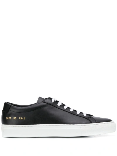 Shop Common Projects Sneakers In Nero