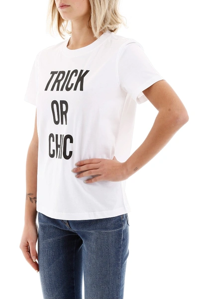Shop Moschino Trick Or Chic T-shirt In Fantasia Bianco