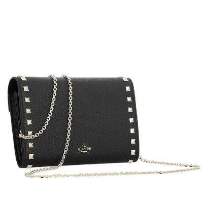 Shop Valentino Rockstud Bag In Black Leather Envelope In Rosa