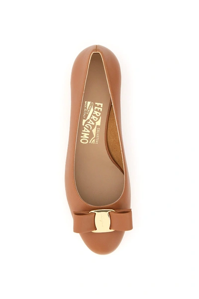 Shop Ferragamo Salvatore  Calfskin Vara Pumps In Sella