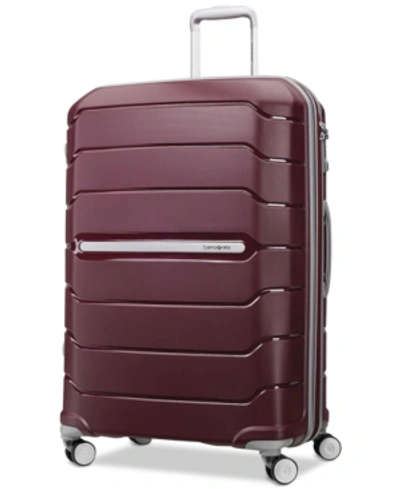 Shop Samsonite Freeform 28" Expandable Hardside Spinner Suitcase In Merlot