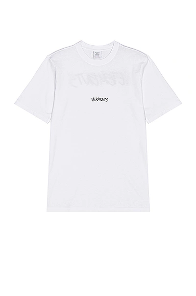 Shop Vetements Written Logo T-shirt In White